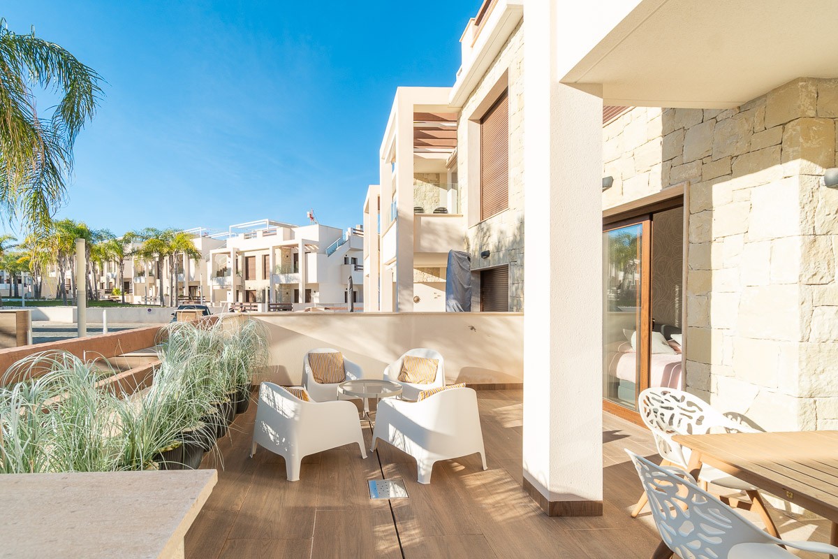 FOR SALE: Prestigious Ground Floor Apartment – Residencial Balcones de Amay, Torrevieja The elegance