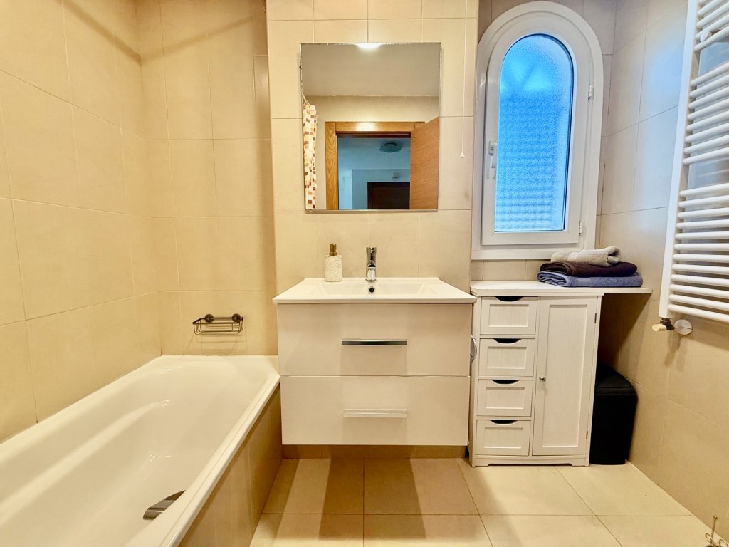 Bedroom in apartment for sale in Hacienda Riquelme Golf Resort