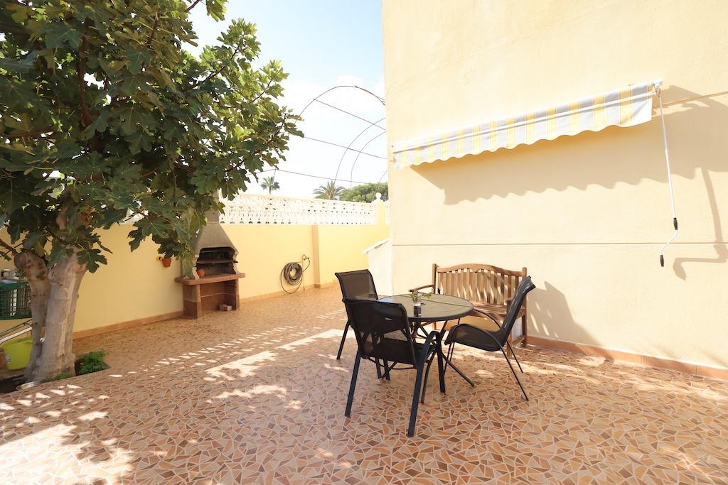 Bedroom in villa for sale in Orihuela Costa