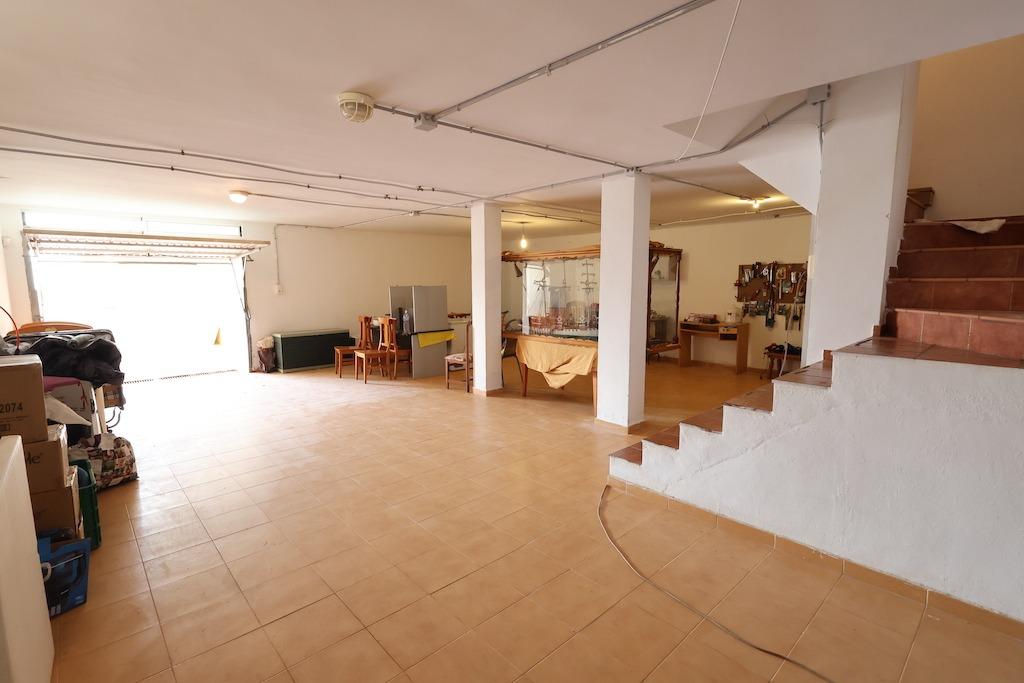 Dining area in villa for sale in Orihuela Costa