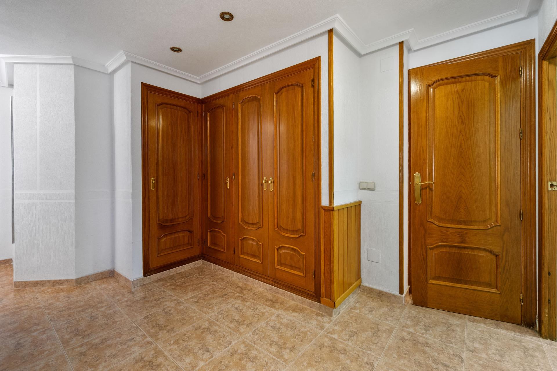 Master bedroom in villa for sale in Torrevieja