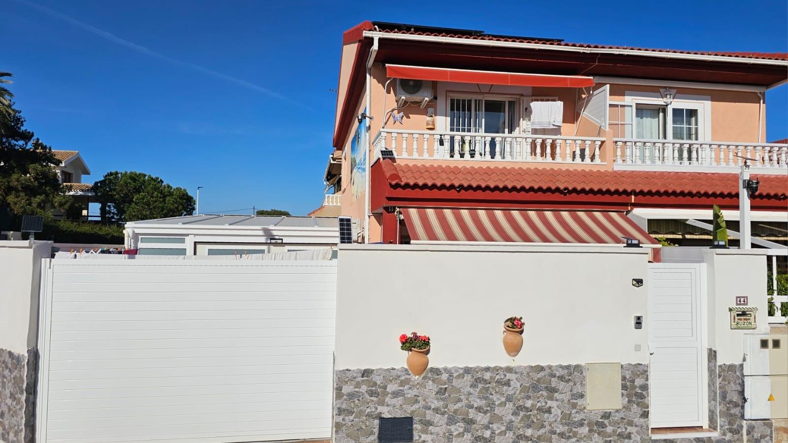 Discover this charming corner semi-detached duplex villa, bathed in natural light year-round thanks