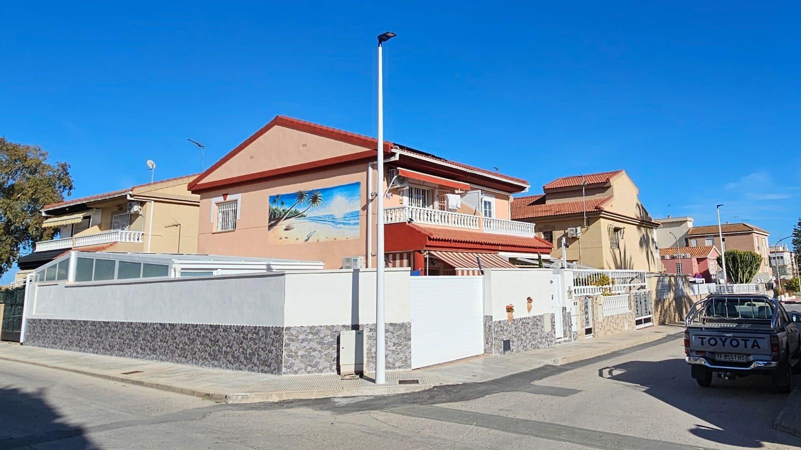 Discover this charming corner semi-detached duplex villa, bathed in natural light year-round thanks