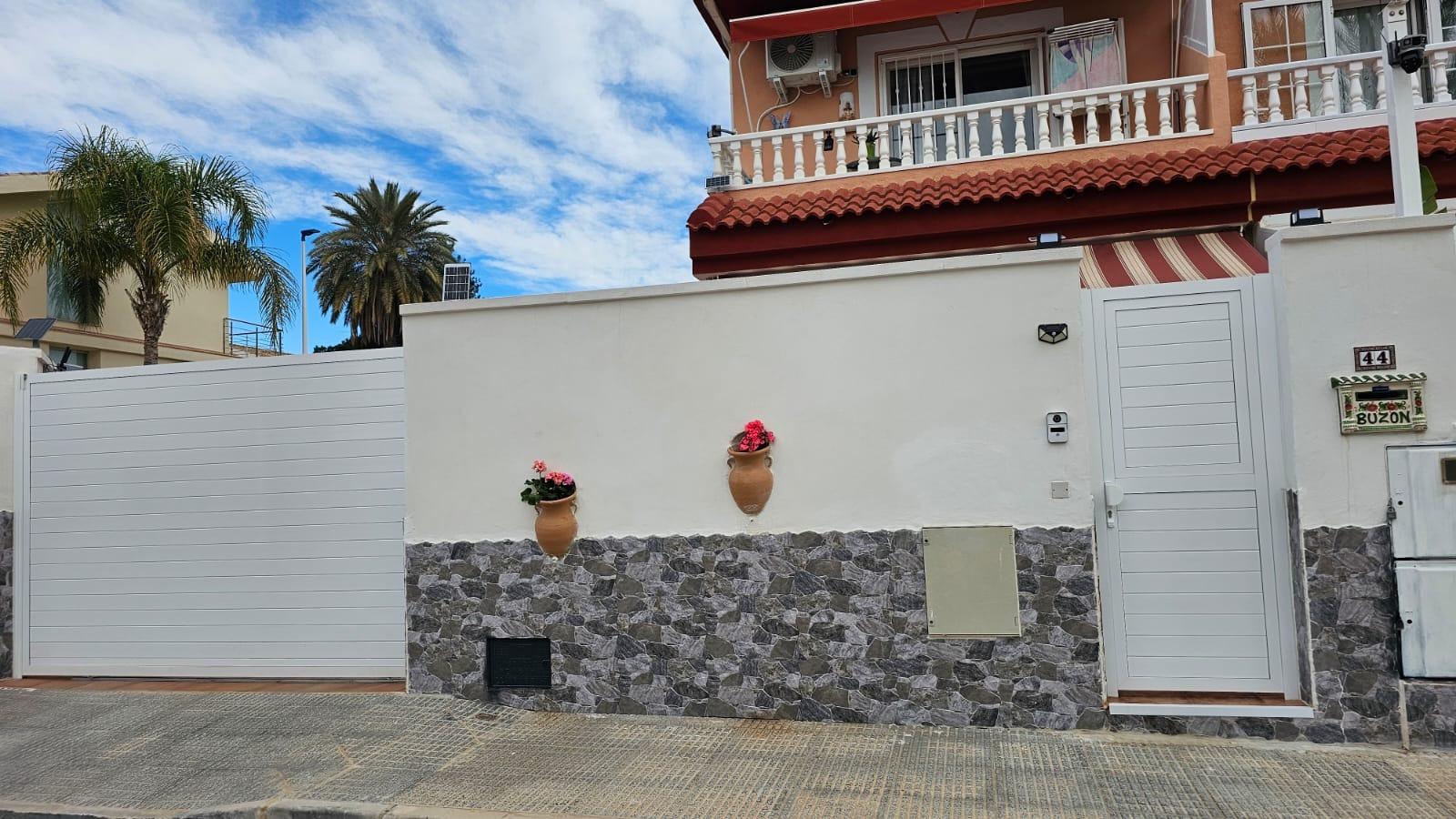 Discover this charming corner semi-detached duplex villa, bathed in natural light year-round thanks