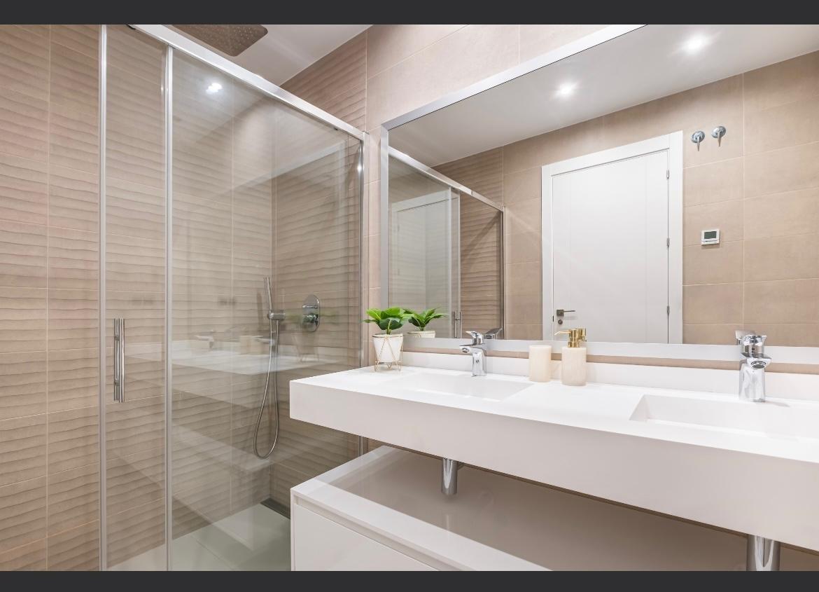 Bedrooms: 2, Bathrooms: 2, Apartment in Benidorm, Alicante, Spain