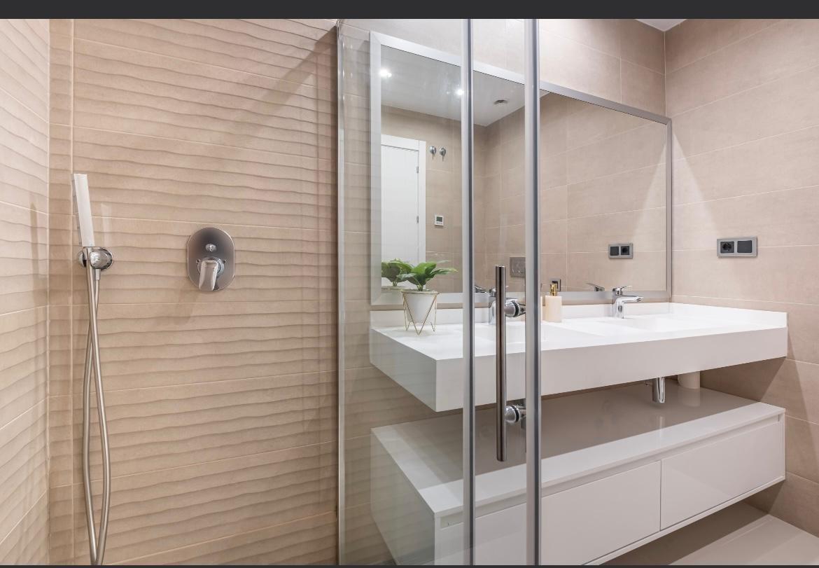 Bedrooms: 2, Bathrooms: 2, Apartment in Benidorm, Alicante, Spain