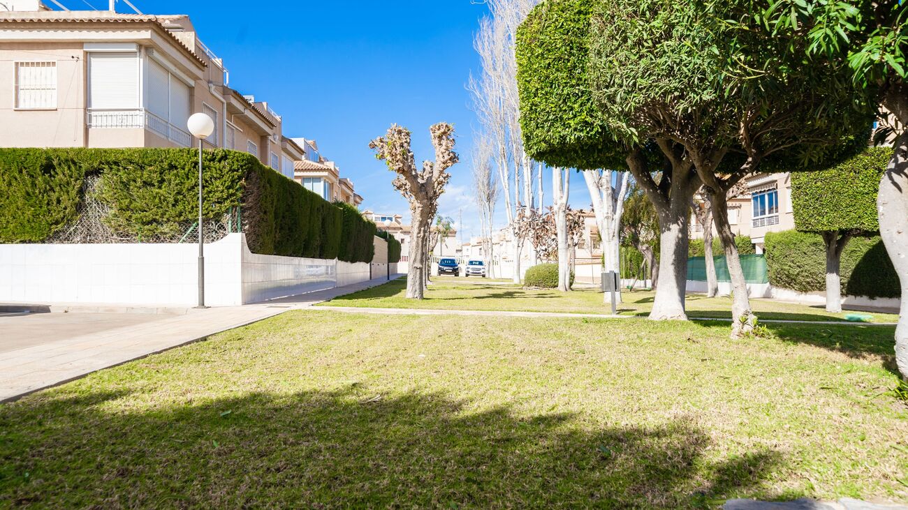 Bathroom in duplex for sale in Torrevieja