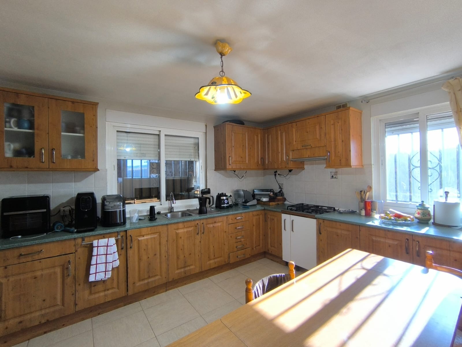 Pool area in villa for sale in Villena