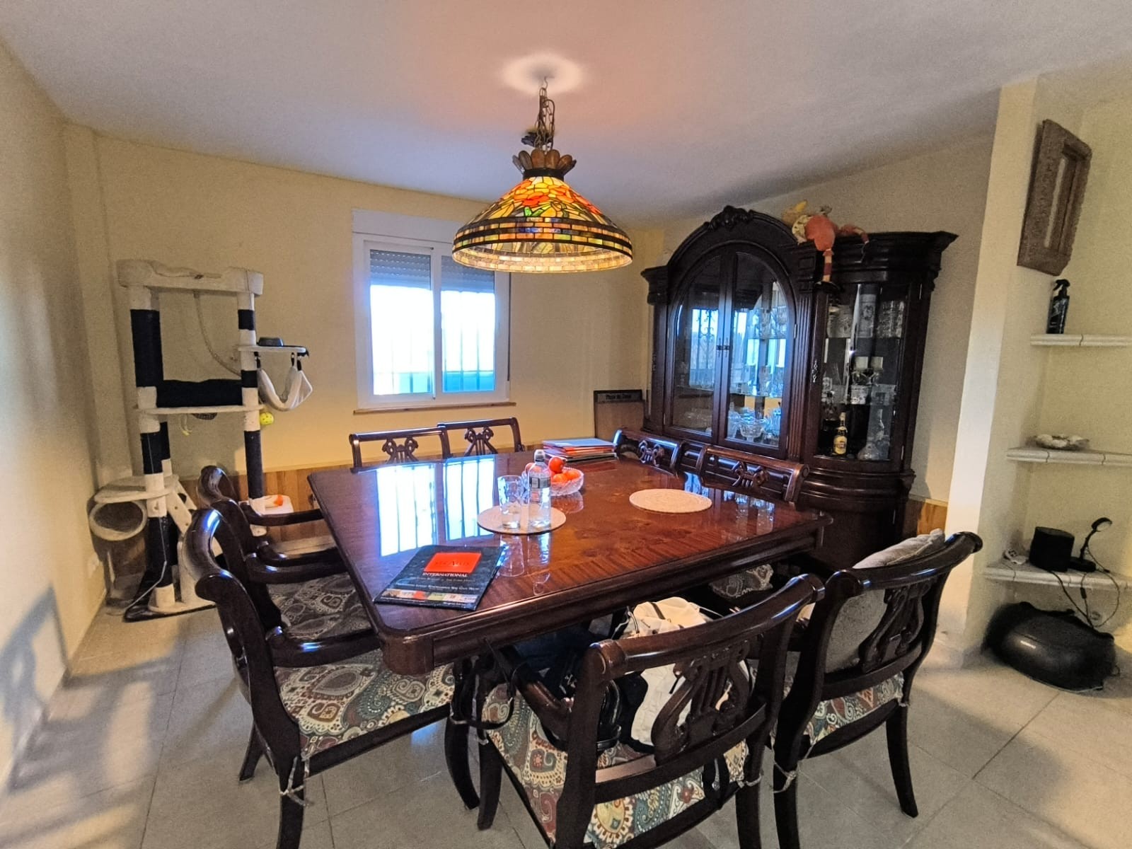 Dining area in villa for sale in Villena