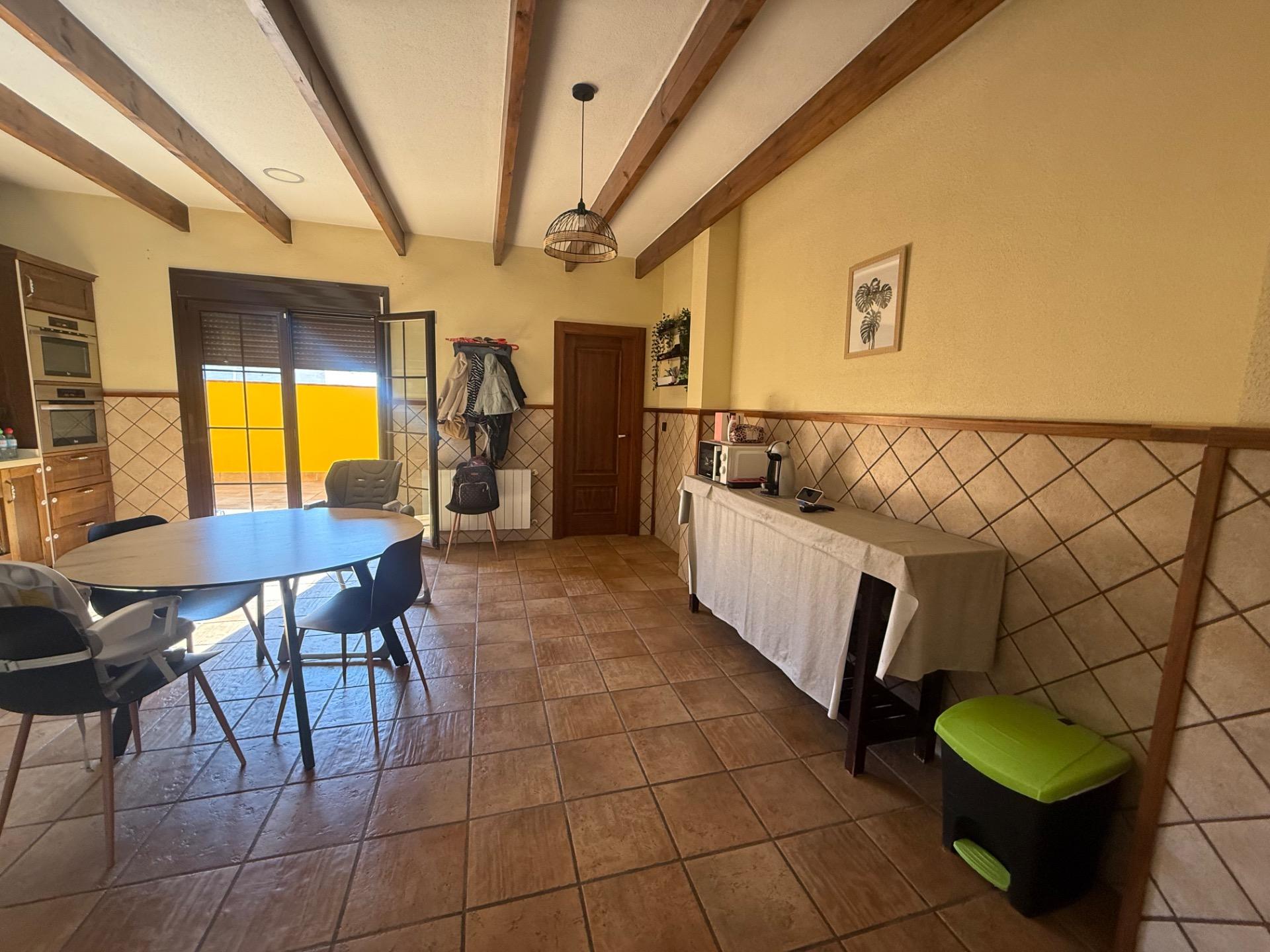 Kitchen in terraced for sale in Avileses