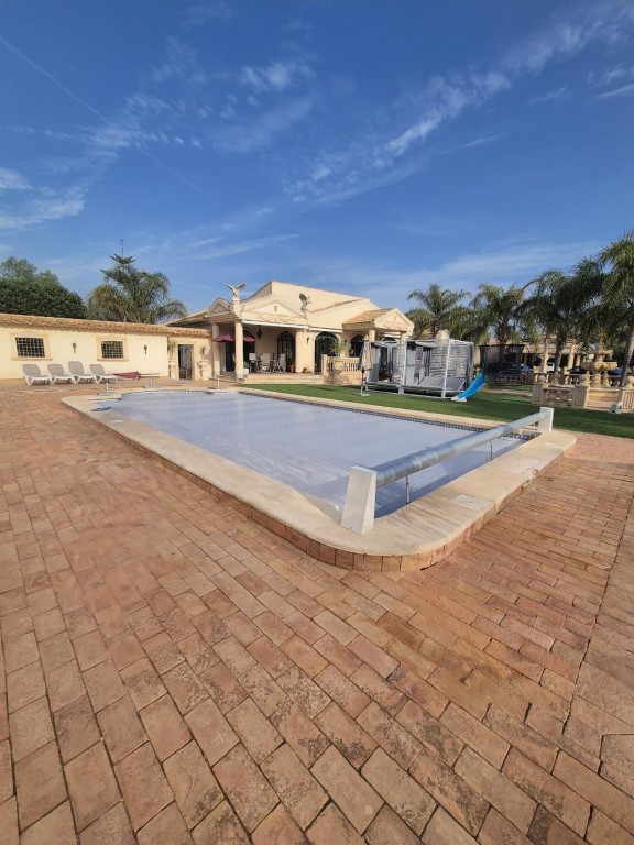 Pool area in finca for sale in Daya Vieja