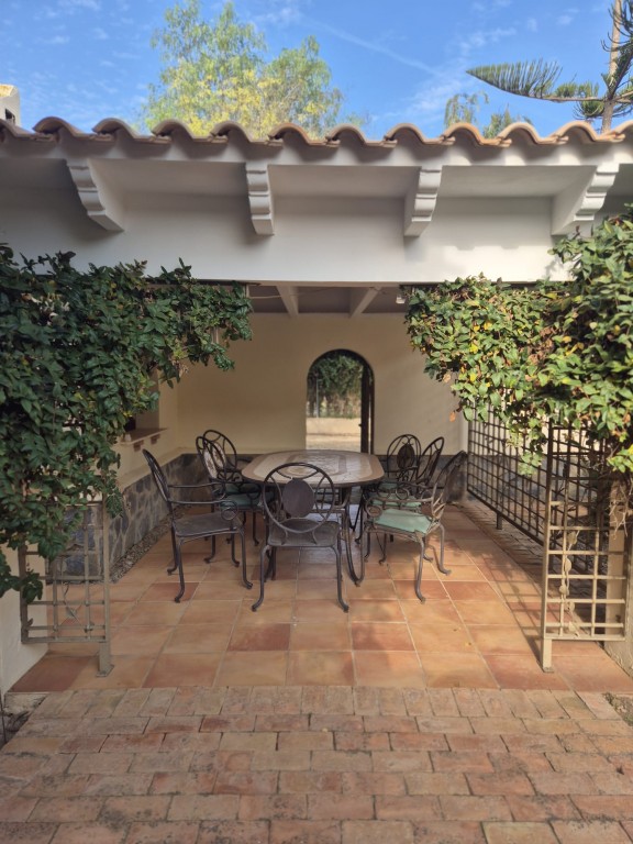 Dining area in finca for sale in Daya Vieja
