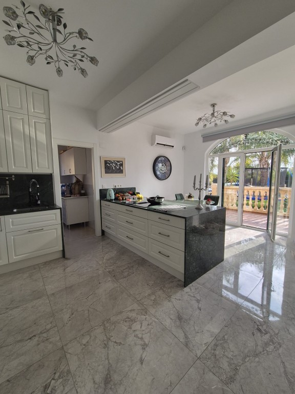 Terrace in finca for sale in Daya Vieja