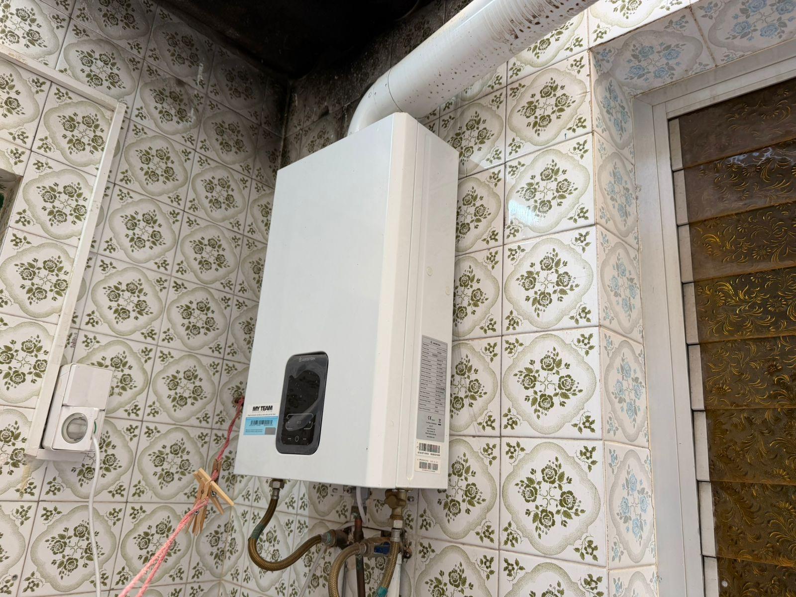 Bathroom in apartment for sale in Torrevieja