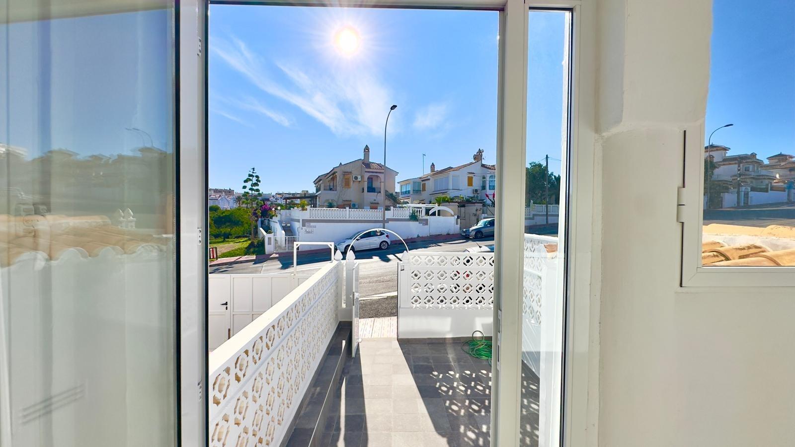 Exterior view in terraced for sale in Torrevieja