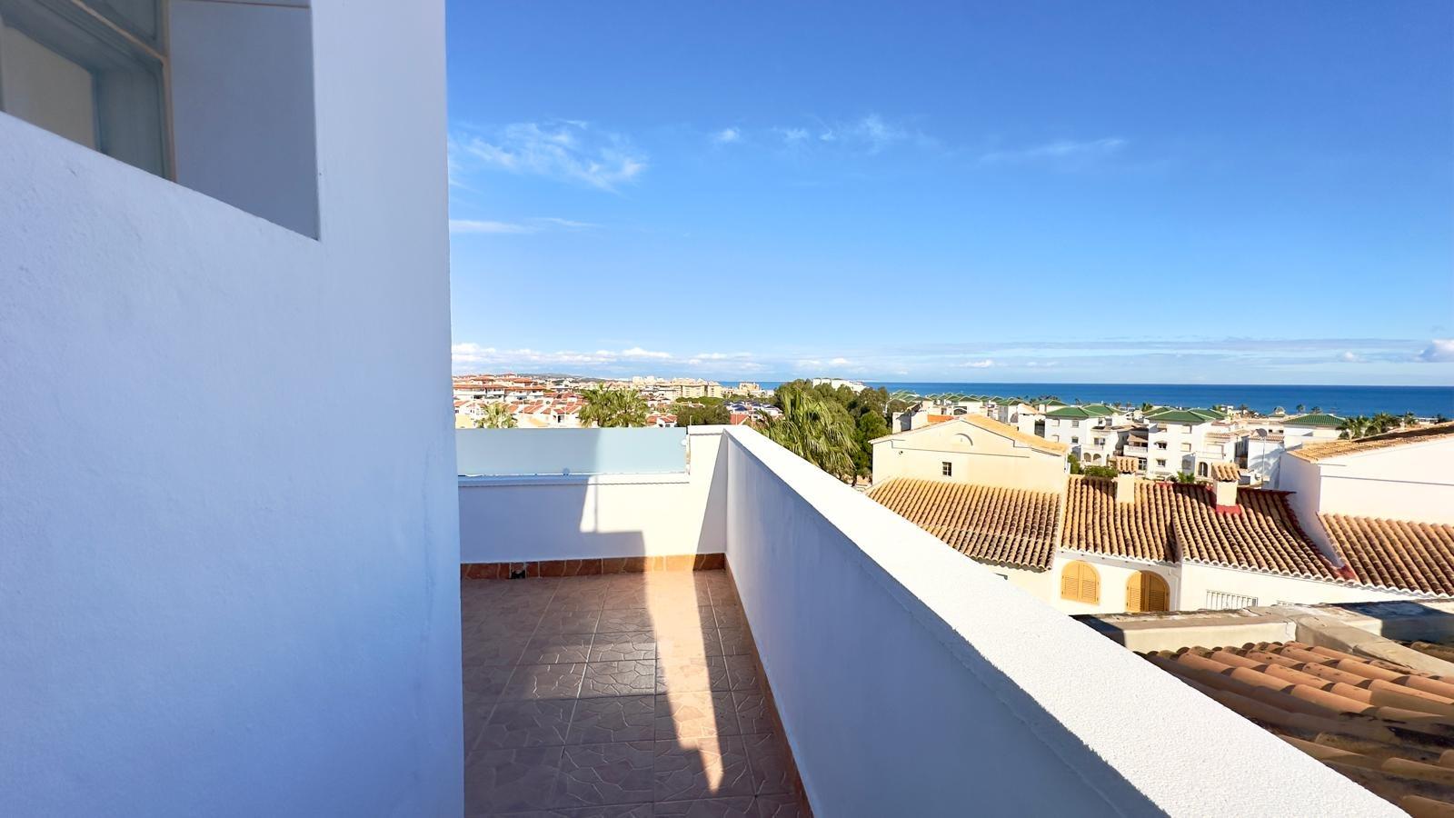 Bathroom in terraced for sale in Torrevieja