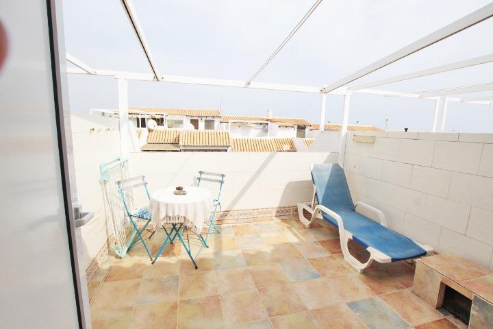 Bedroom in duplex for sale in Guardamar del Segura
