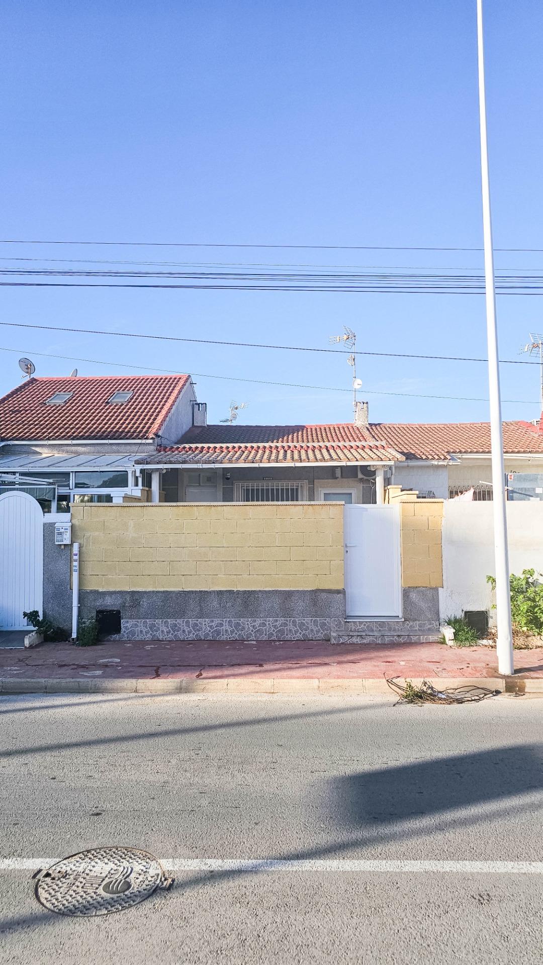 Pool area in terraced for sale in Torrevieja