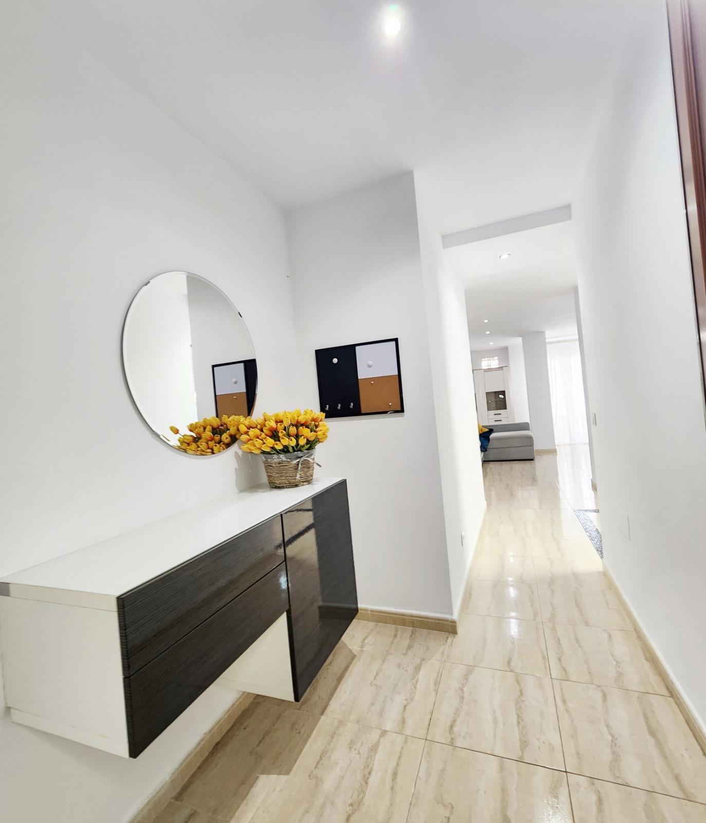 Terrace in apartment for sale in Torrevieja