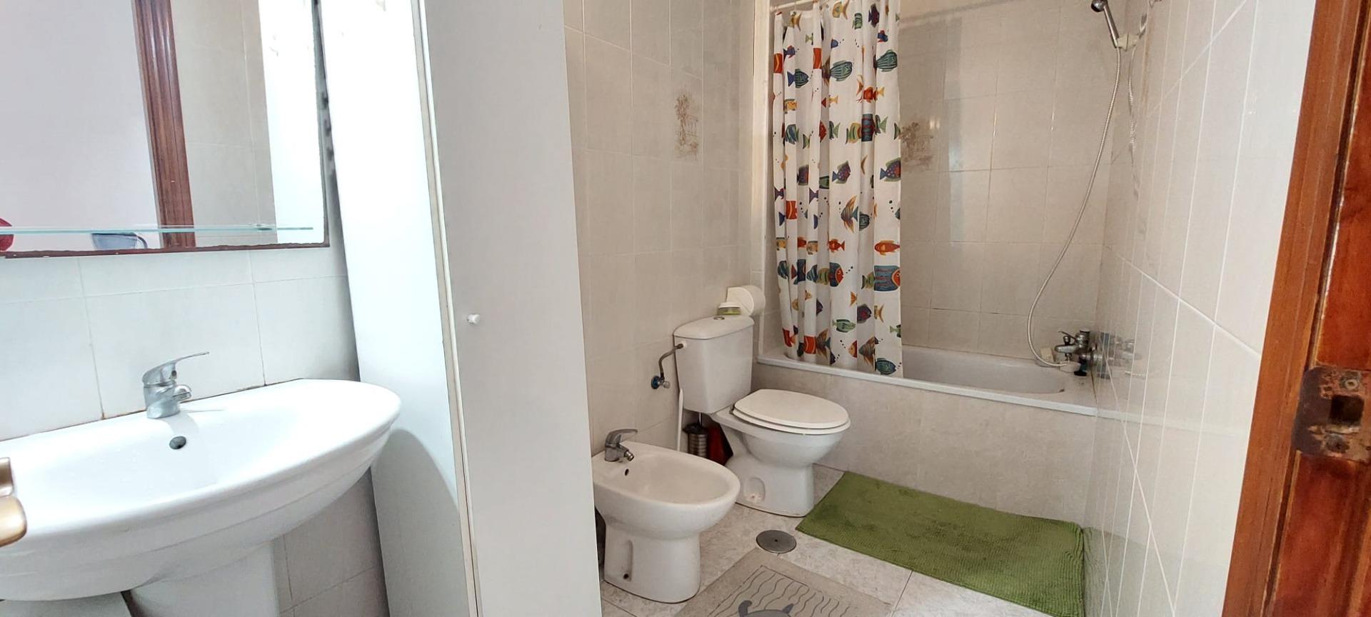 Master bedroom in apartment for sale in Torrevieja