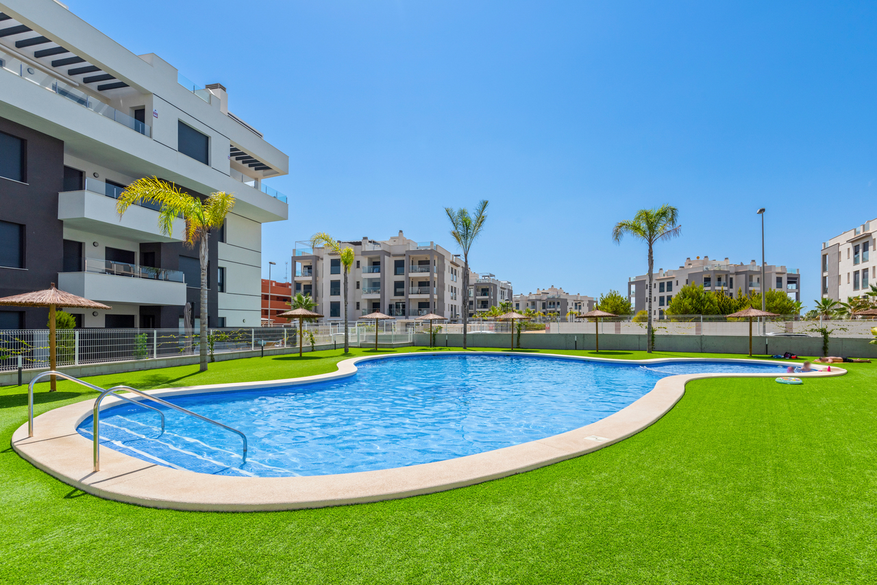 Garden in apartment for sale in Villamartin