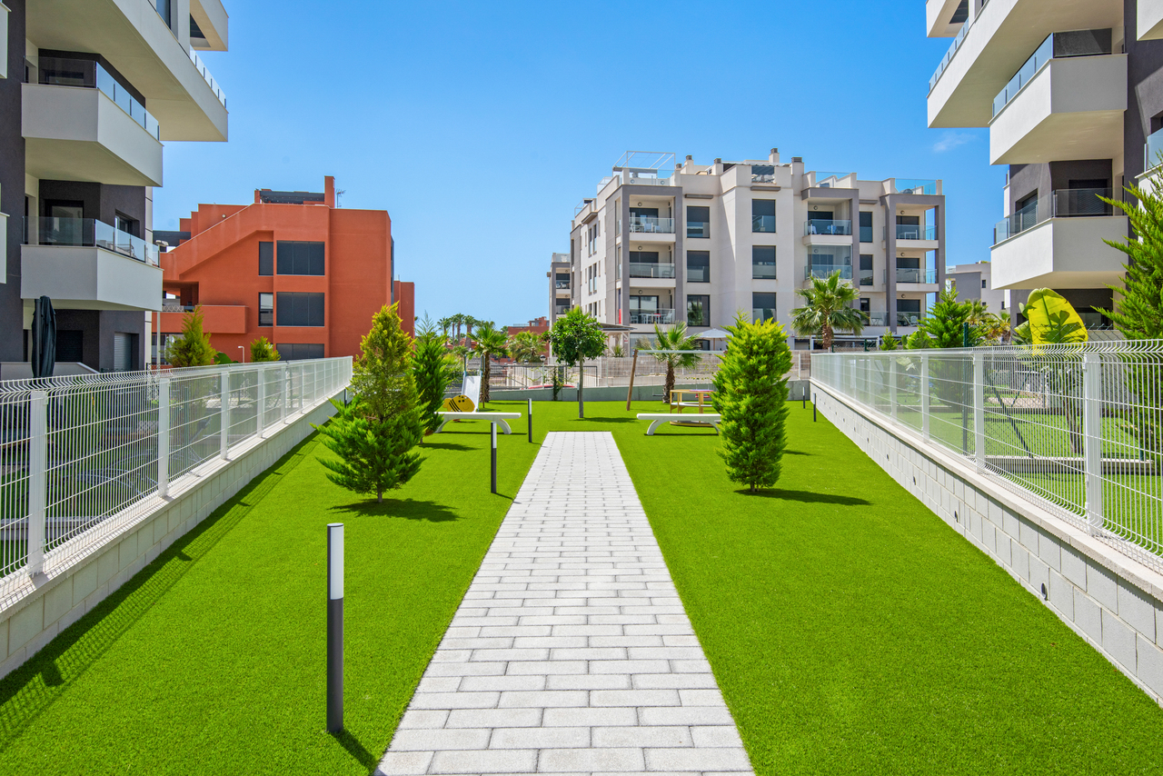 Bedroom in apartment for sale in Villamartin