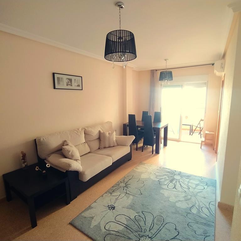 This 74 m² apartment is in excellent condition and ready to move into