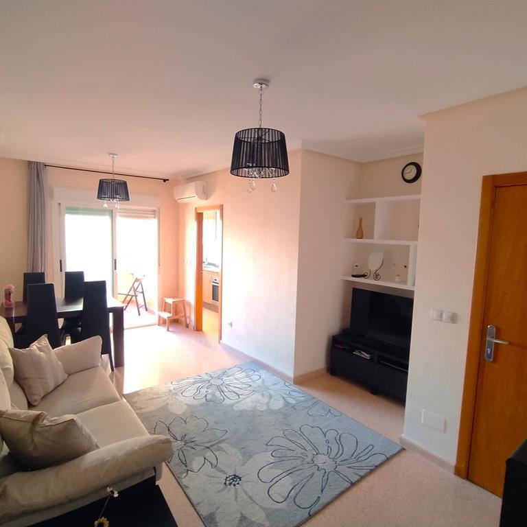 This 74 m² apartment is in excellent condition and ready to move into