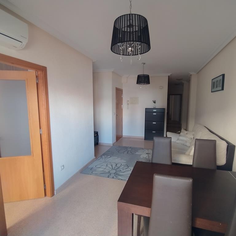 Bedroom in apartment for sale in Torrevieja