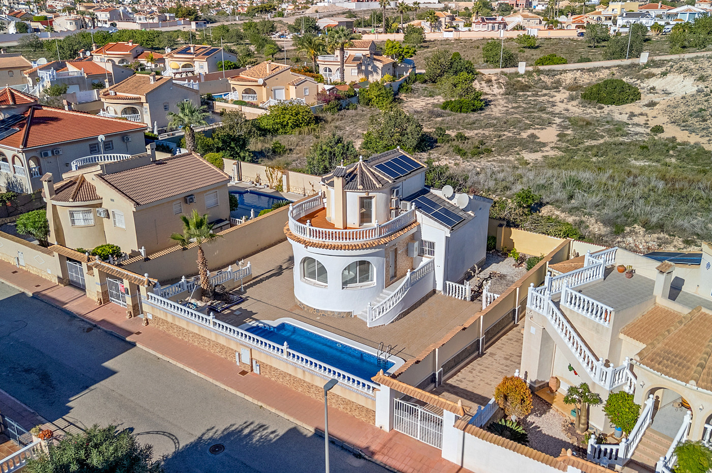 Terrace in villa for sale in Ciudad Quesada