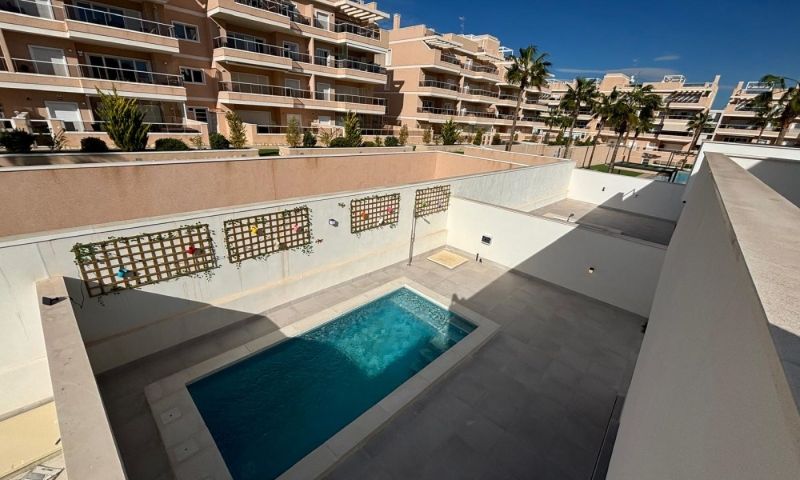 Master bedroom in villa for sale in Orihuela Costa