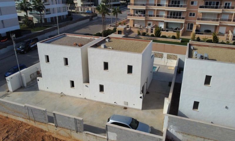 Terrace in villa for sale in Orihuela Costa