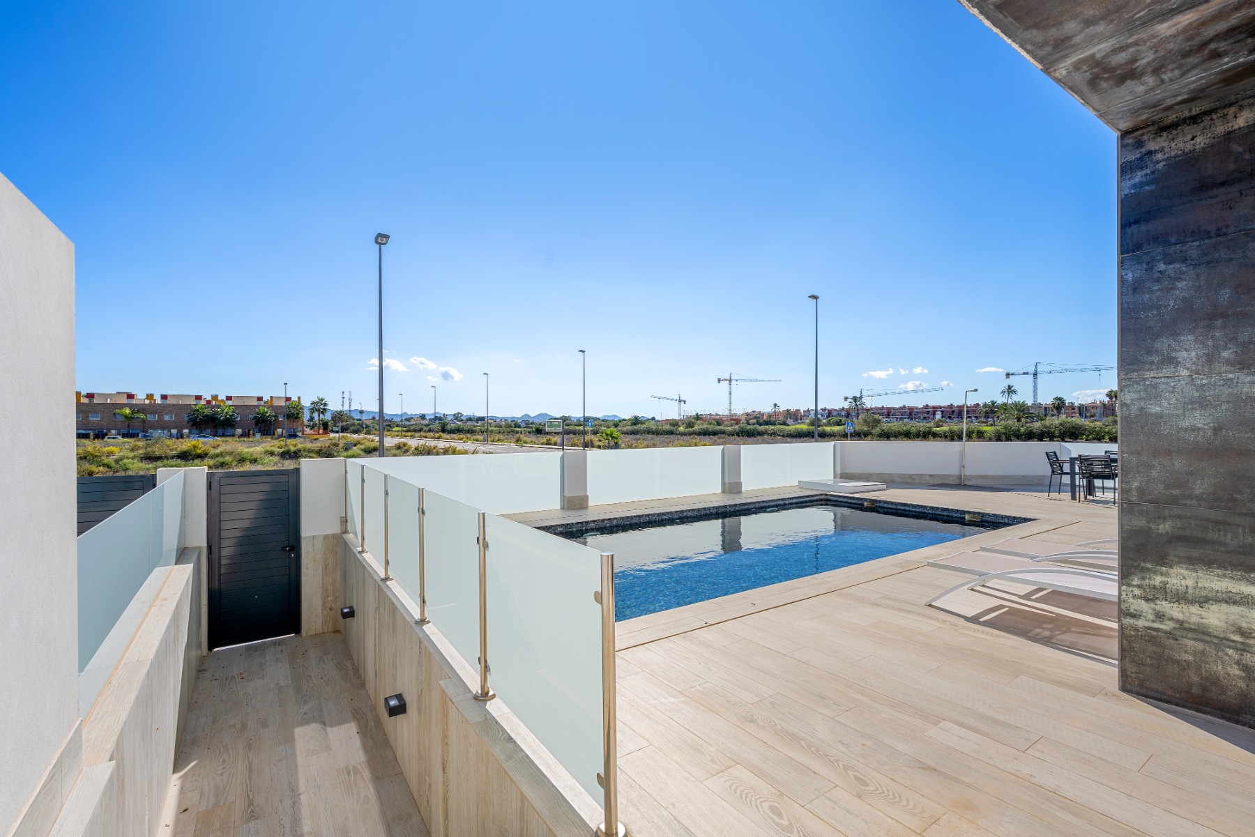 Exterior view in villa for sale in Los Alcazares