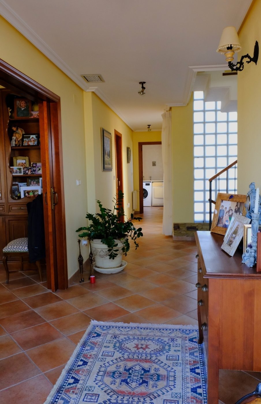 Bathroom in villa for sale in Orihuela