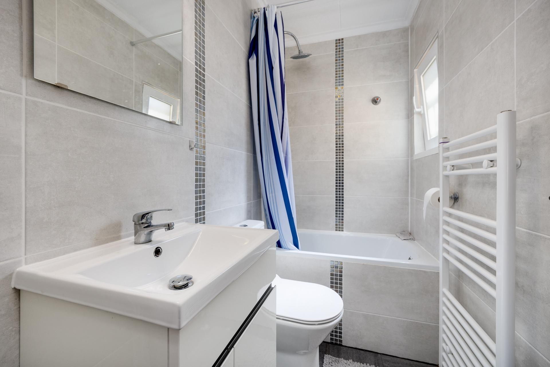 Kitchen in villa for sale in San Fulgencio