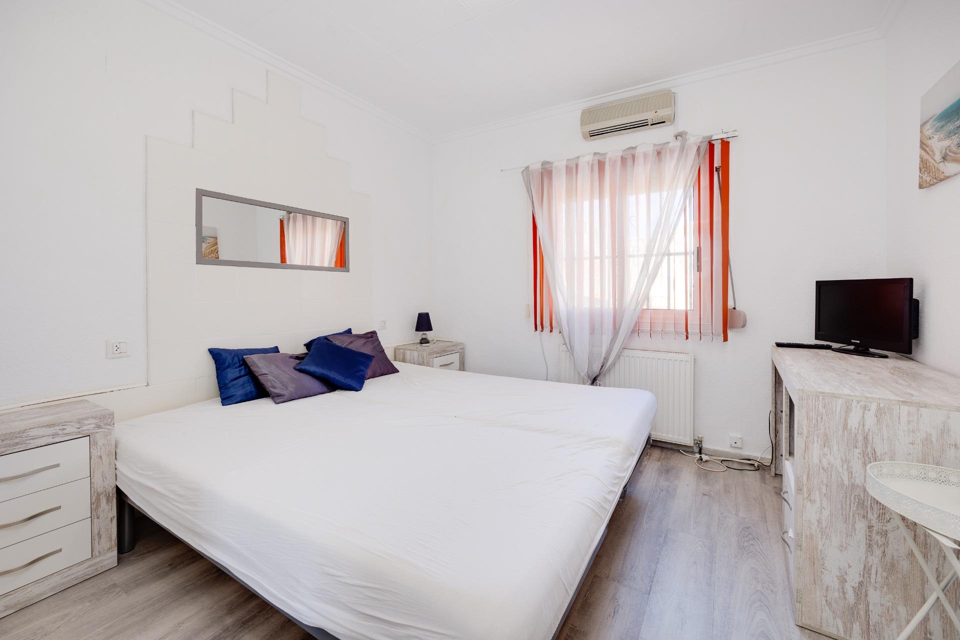 Garden in villa for sale in San Fulgencio