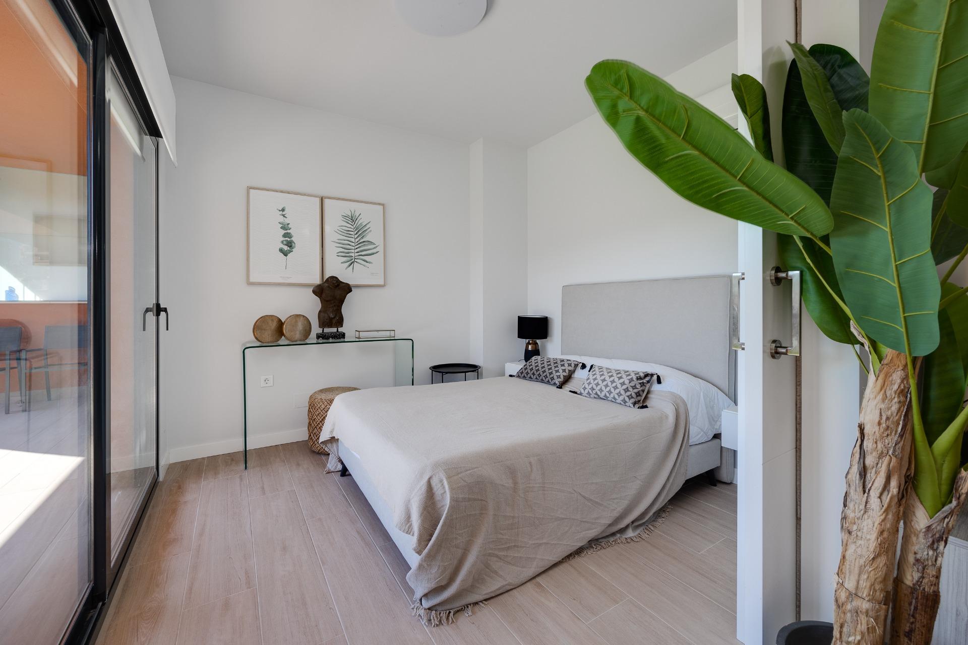 Bedroom in apartment for sale in Orihuela Costa