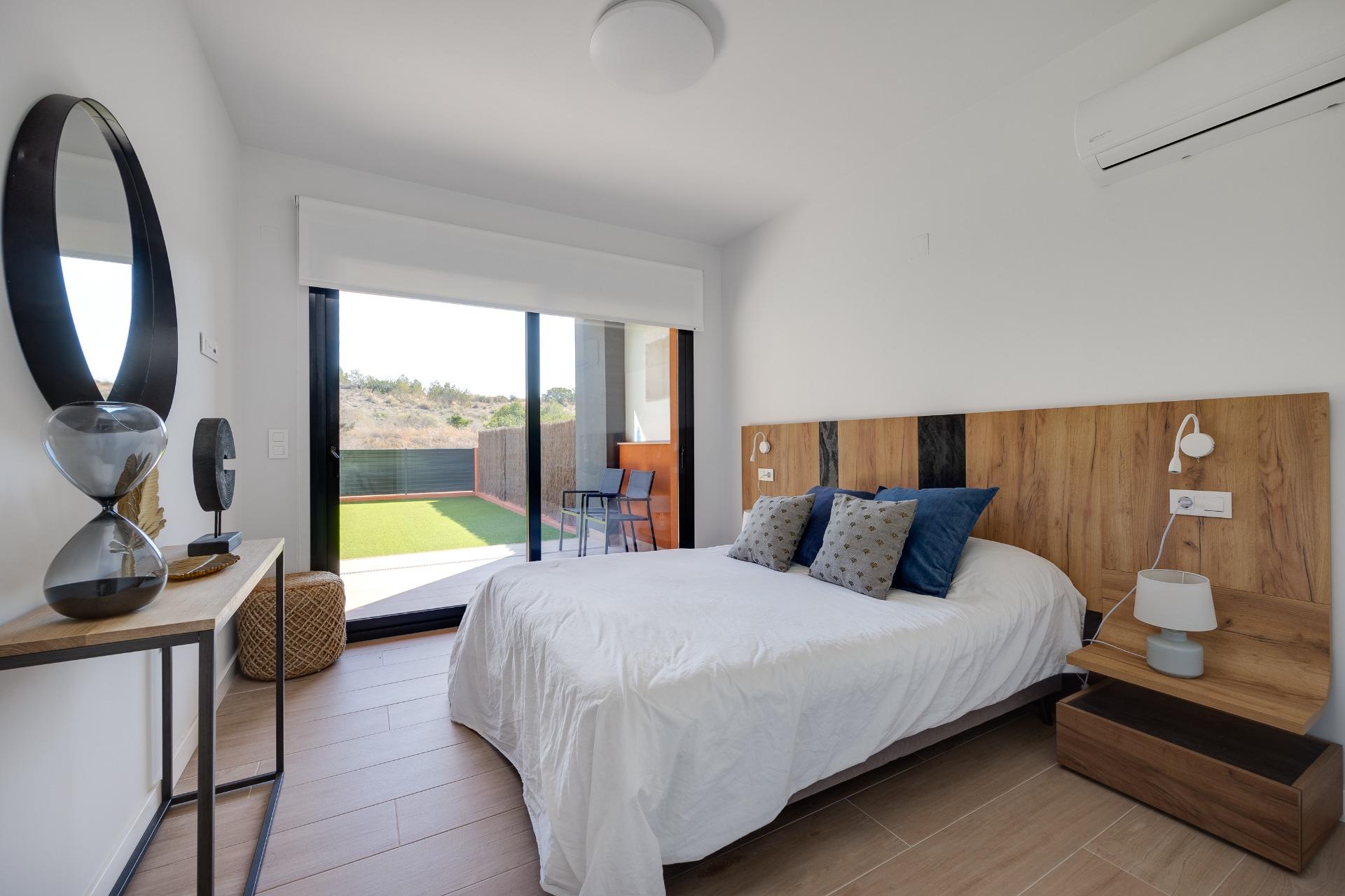 Garden in apartment for sale in Orihuela Costa