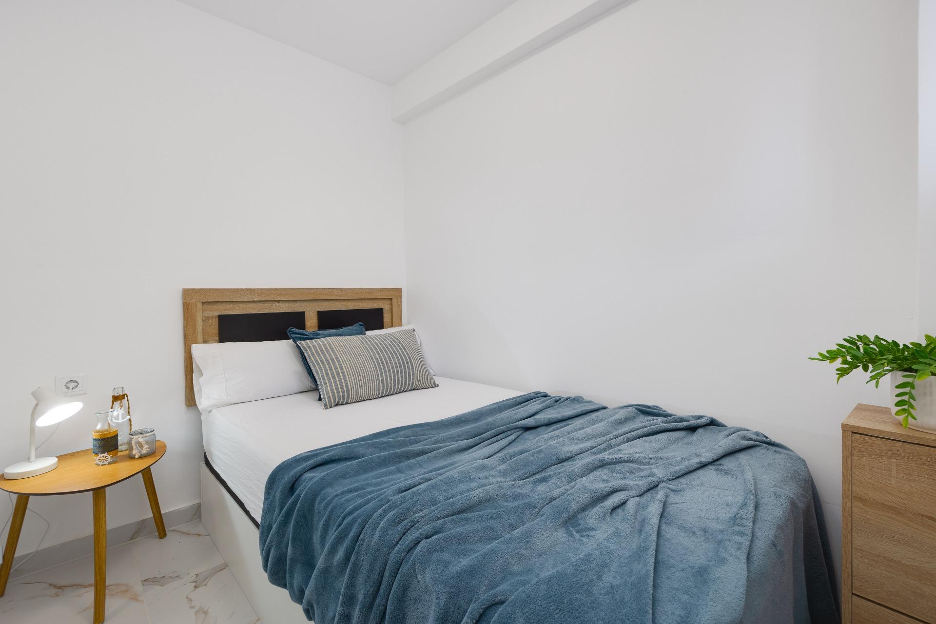 Terrace in apartment for sale in Torrevieja