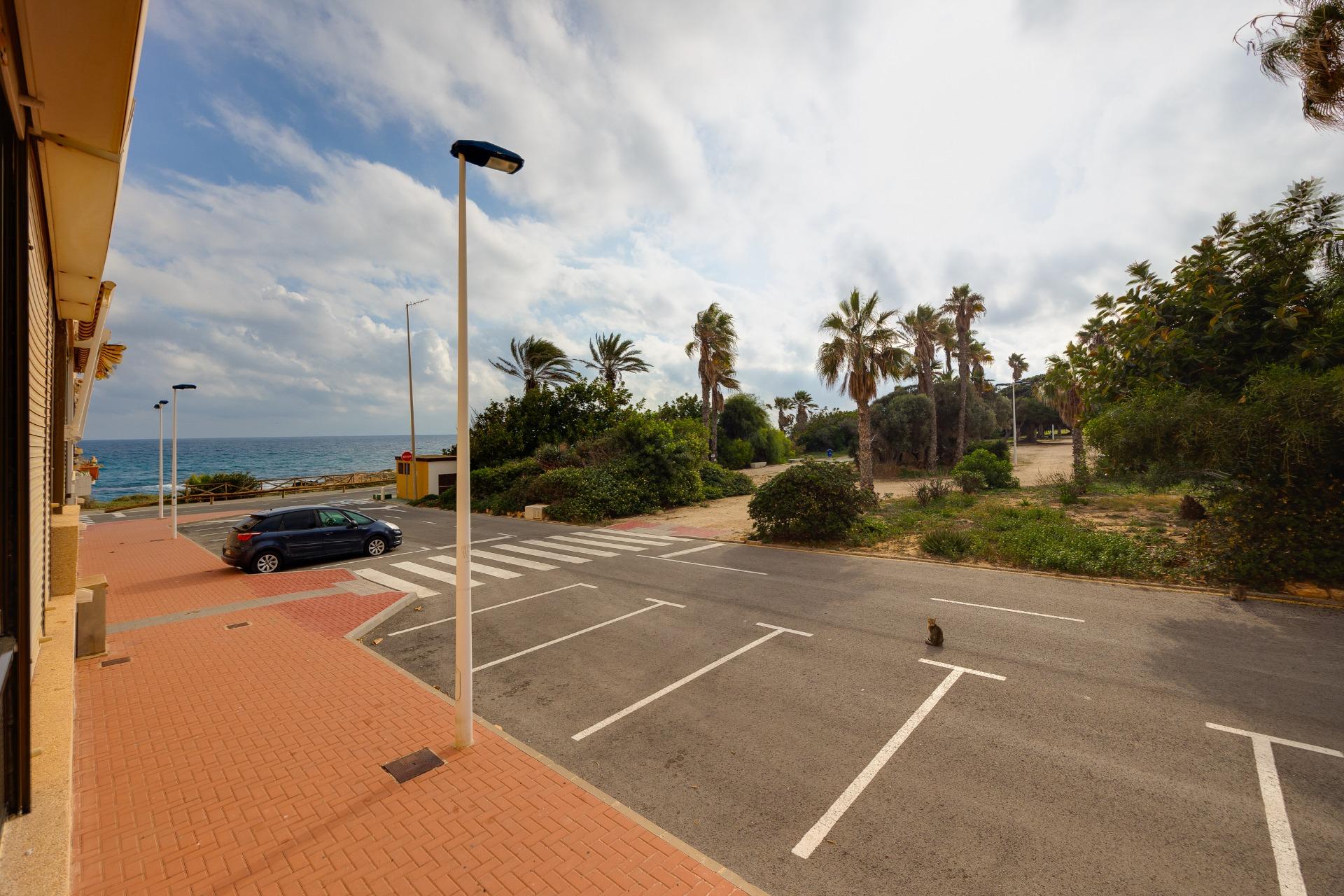 Pool area in apartment for sale in Torrevieja