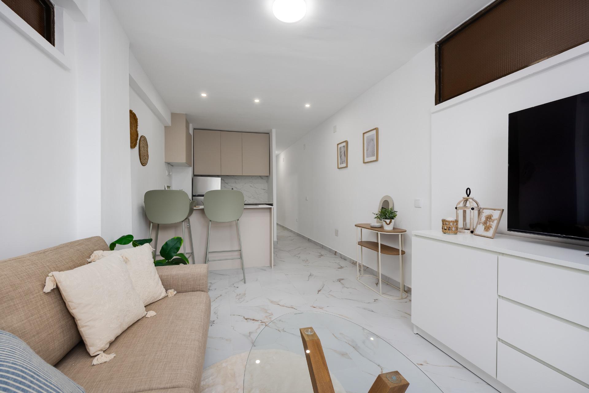 Terrace in apartment for sale in Torrevieja