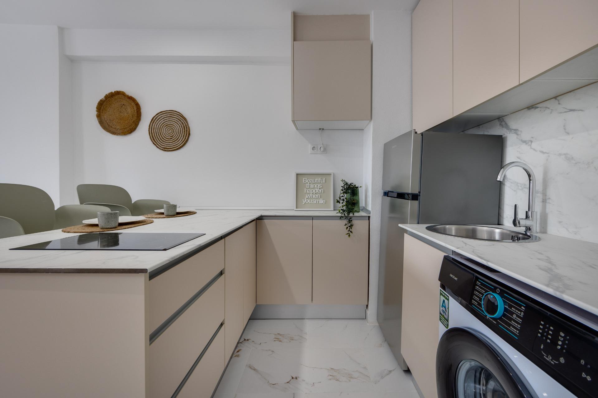 Bedroom in apartment for sale in Torrevieja