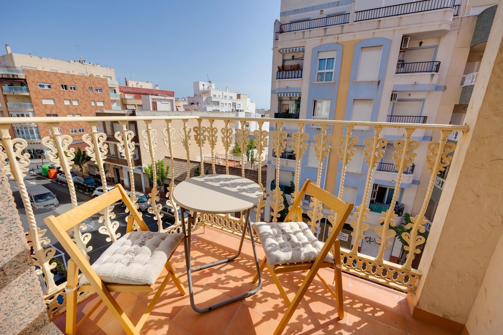 Kitchen in apartment for sale in Torrevieja