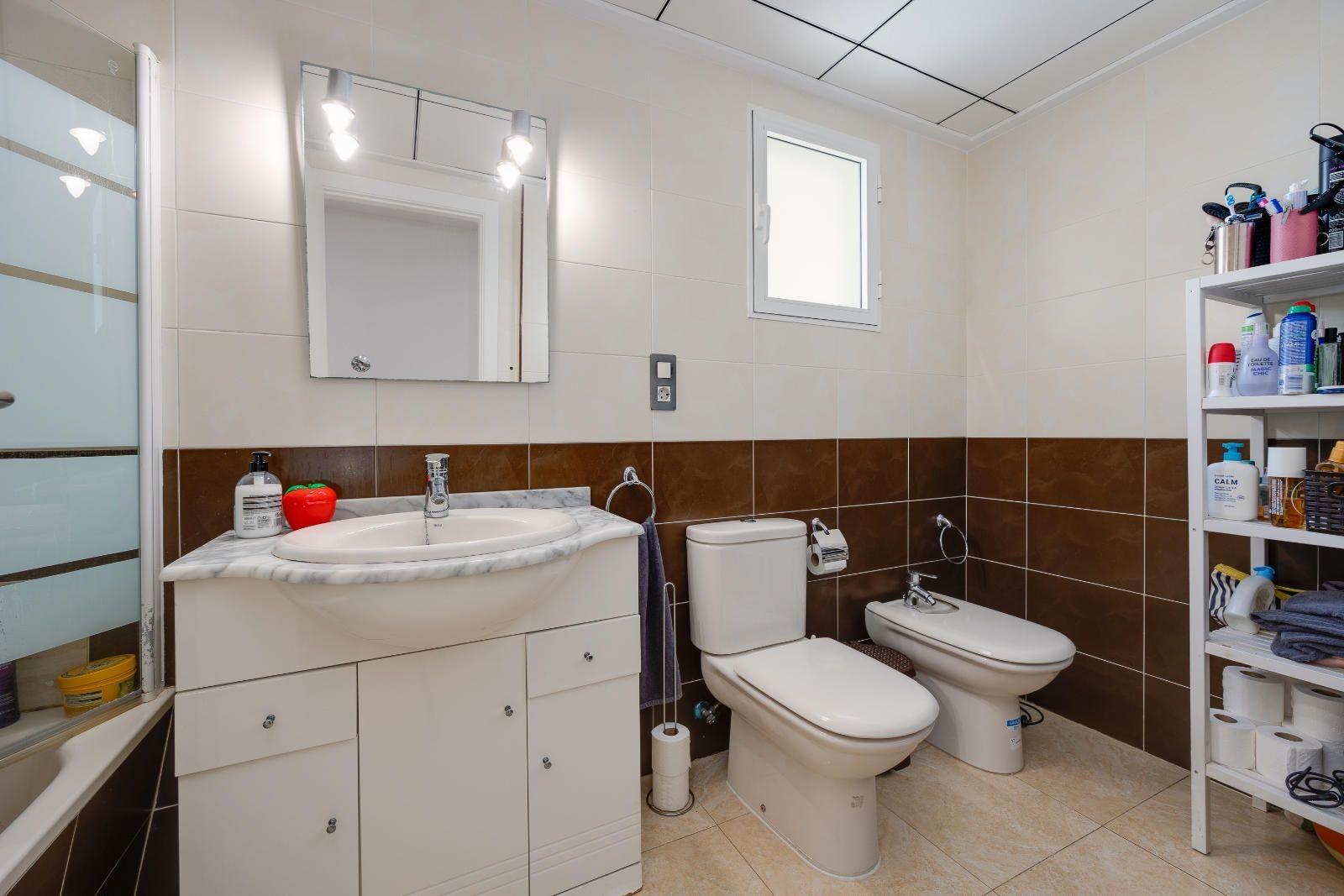 Terrace in apartment for sale in Torrevieja