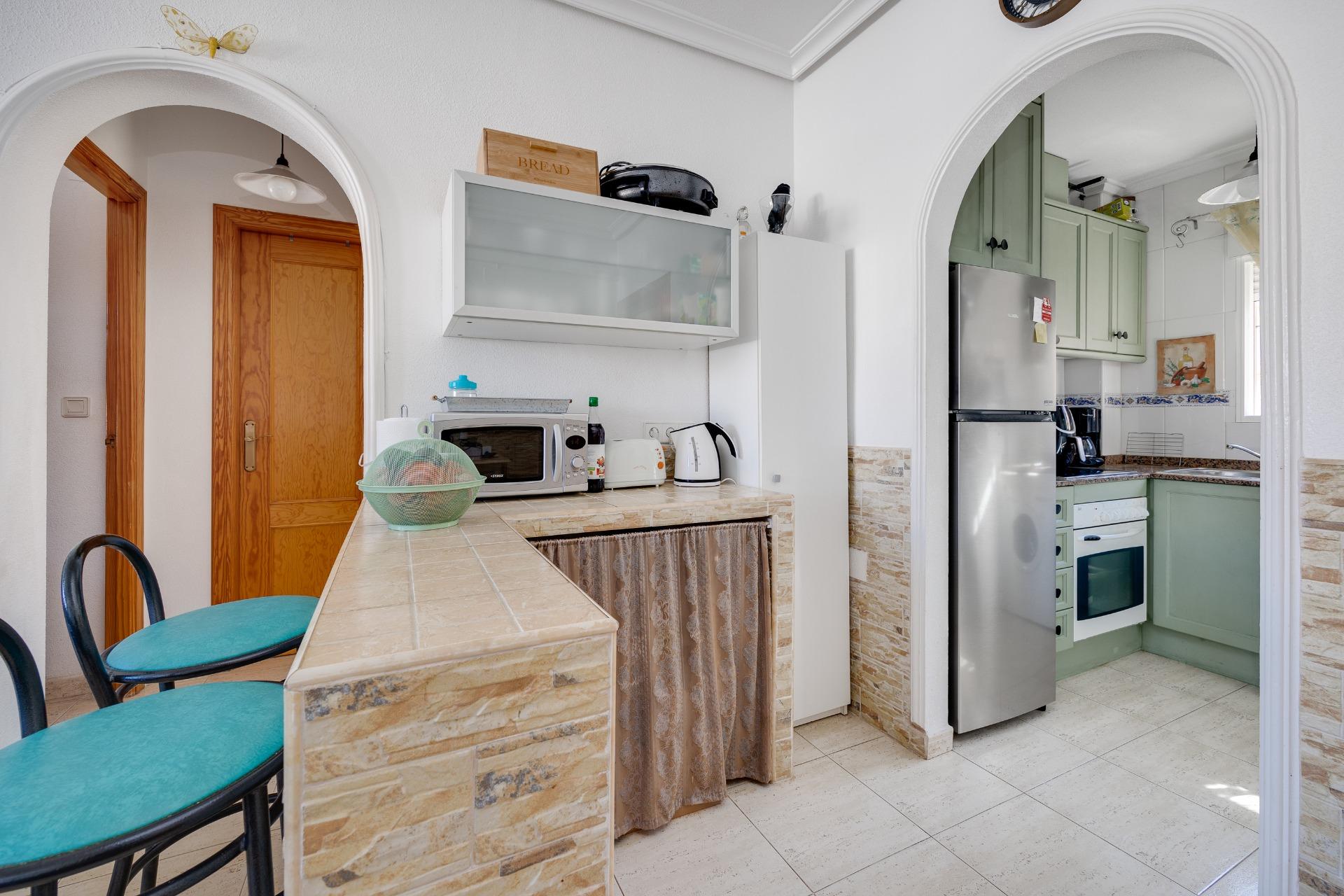 Terrace in bungalow for sale in Torrevieja