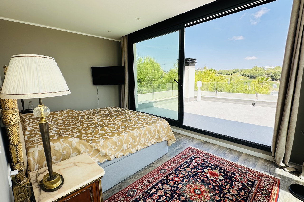 Bathroom in villa for sale in Las Colinas Golf