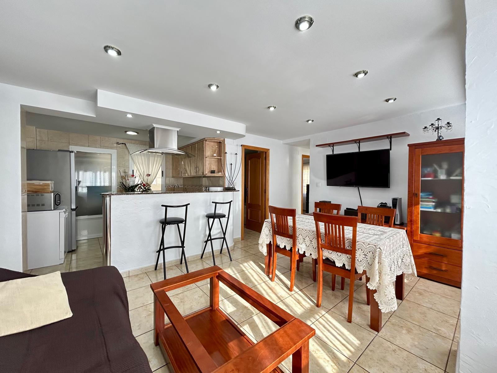 Beautiful 3-bedroom apartment, completely exterior, with two balconies – just a step away from the c