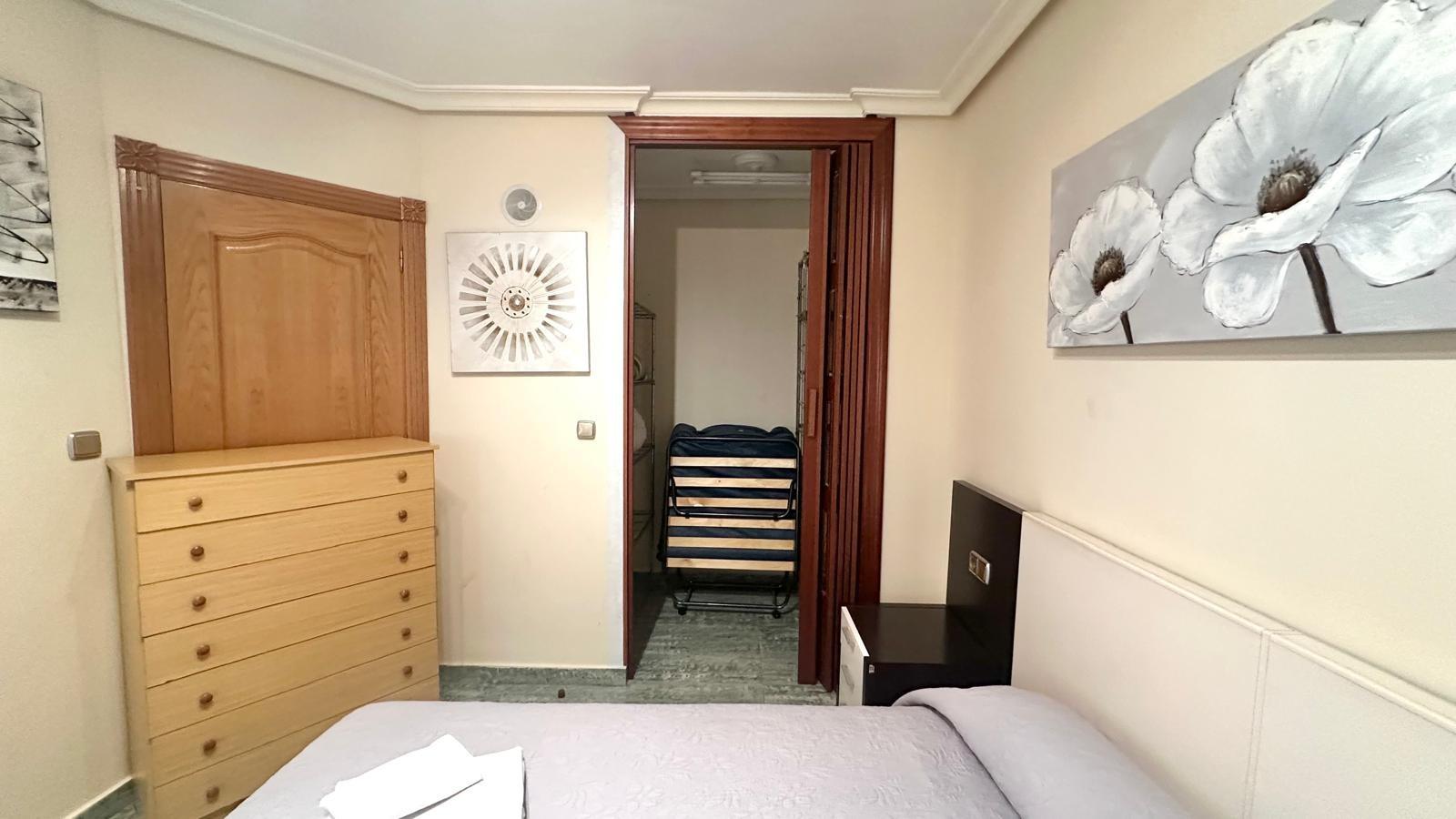 Bedroom in penthouse for sale in Torrevieja
