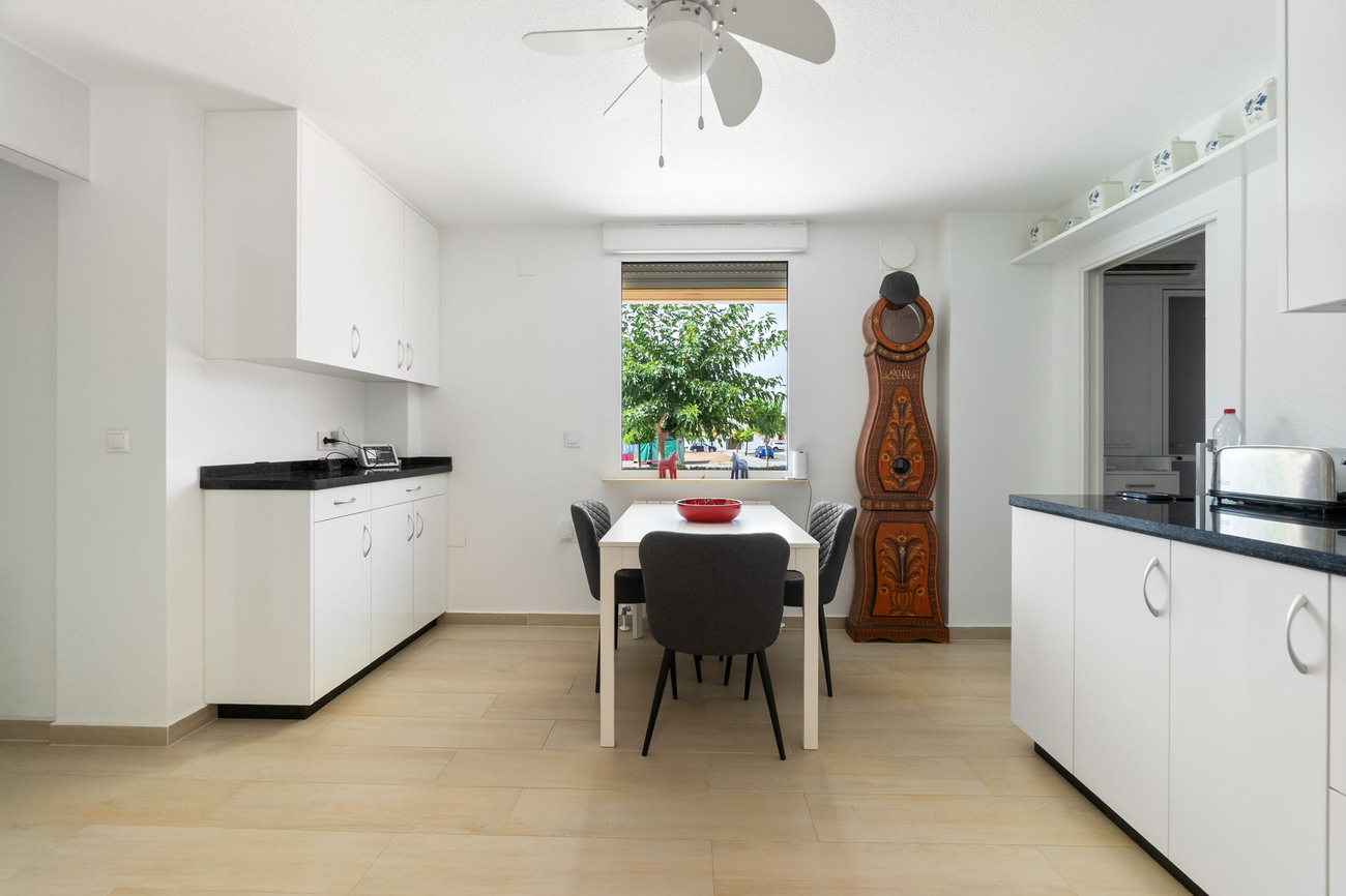 Living room in villa for sale in Torre de La Horadada