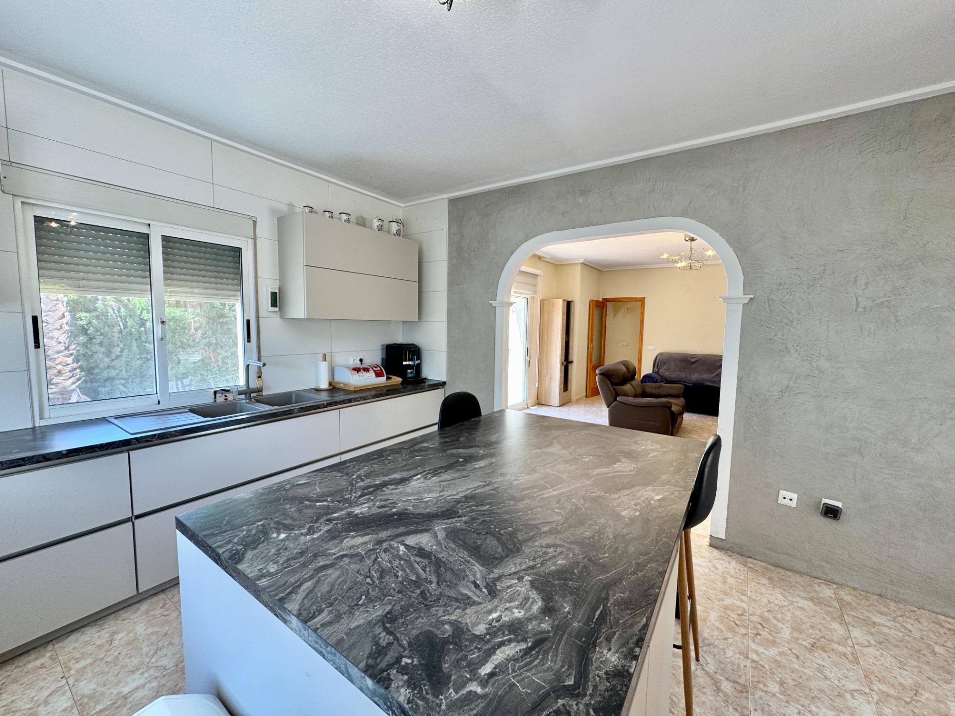 Bedroom in villa for sale in Dolores